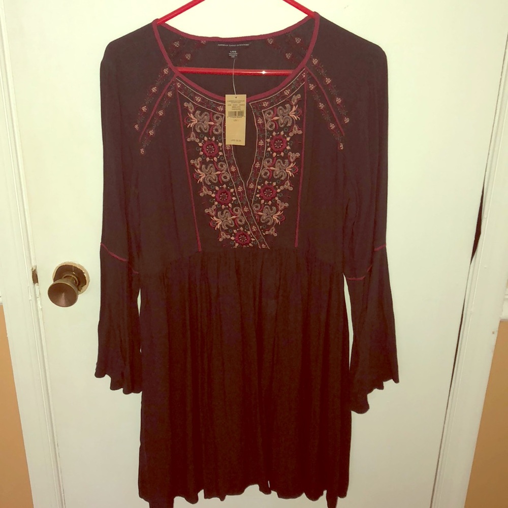 Keyhole bell sleeved American Eagle Dress